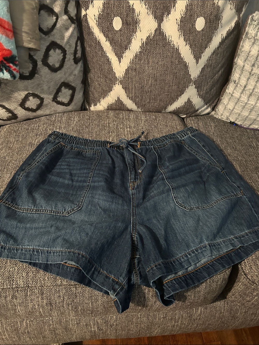 Torrid Indigo Elastic-Waist Denim Shorts